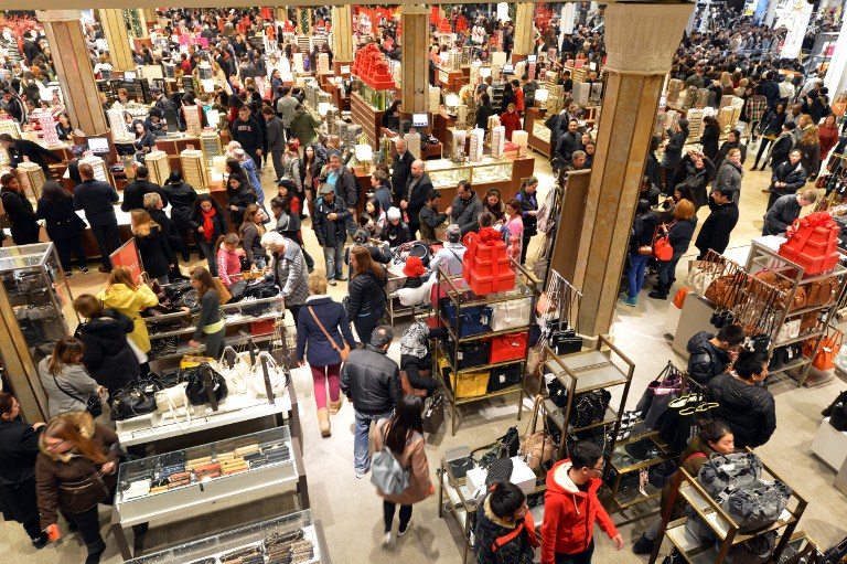 Macys crowded